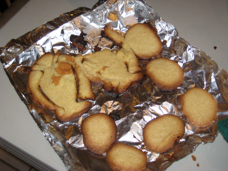Illustration for article titled Hobomodo Review: I Sold My Identity for Free TiVo Cookie Cutters